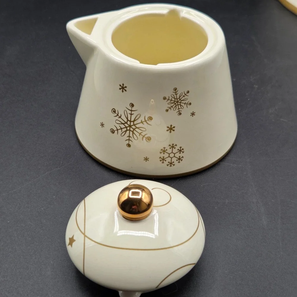 Russ SNOWLIT SETTING teapot & sugar and‎ creamer  CHRISTMAS TREE GOLD STAR